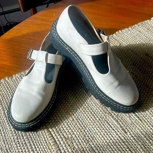 White Mary Jane platforms, 6.5 (230mm)